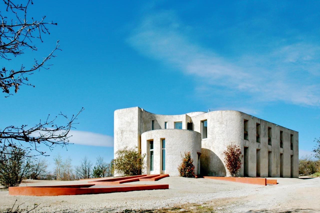 Maison De 6 Chambres Avec Piscine Privee Jardin Amenage Et Wifi A Mane Mane  Exterior photo